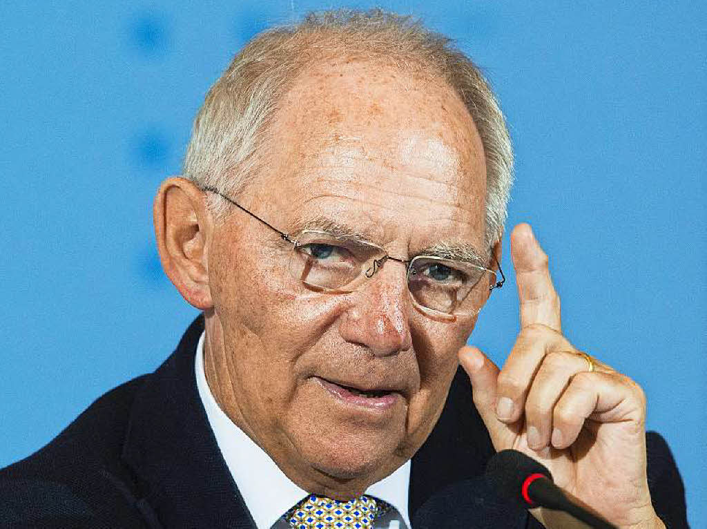 Wolfgang Schuble: FR den Finanzminister spricht, dass er seit mehr als vier Jahrzehnten fr die CDU im Bundestag sitzt und lngst eine graue Eminenz der Berliner Politik ist. GEGEN den Sdbadener  spricht allenfalls sein Alter, er ist 74.