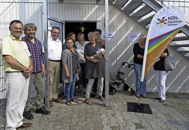 Mitglieder des Helferkreises, der Geme...unft an der Schliengener Brezelstrae   | Foto: Dorothee Philipp