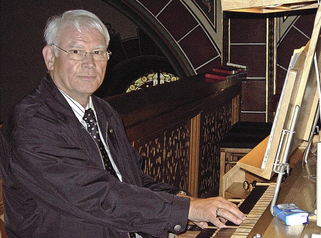 Mit Pfarrer Eckart Kopp gewidmeten Imp...ger beim Orgelkonzert am Sonntag auf.   | Foto: Cornelia Selz