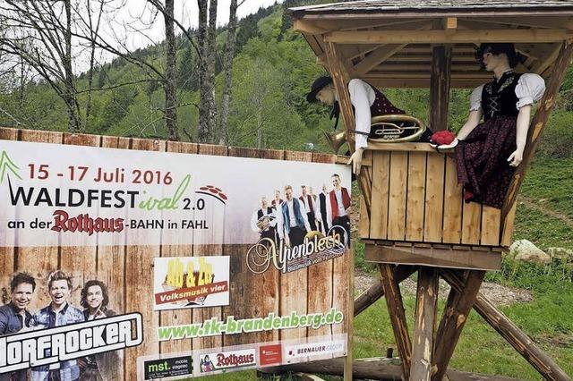 Dorfrocker, Alpenblech und Co. beim Waldfestival