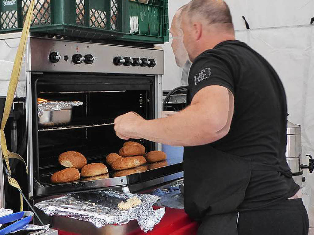 Pasta, Maultaschen, Wraps, Tacos und natrlich: jede Menge gegrilltes Fleisch – das gab es beim BZ-Food-Truck-Festival in Titisee-Neustadt, das ber 6000 Besucher genossen. Gefeiert wurde der 70. Geburtstag der BZ.