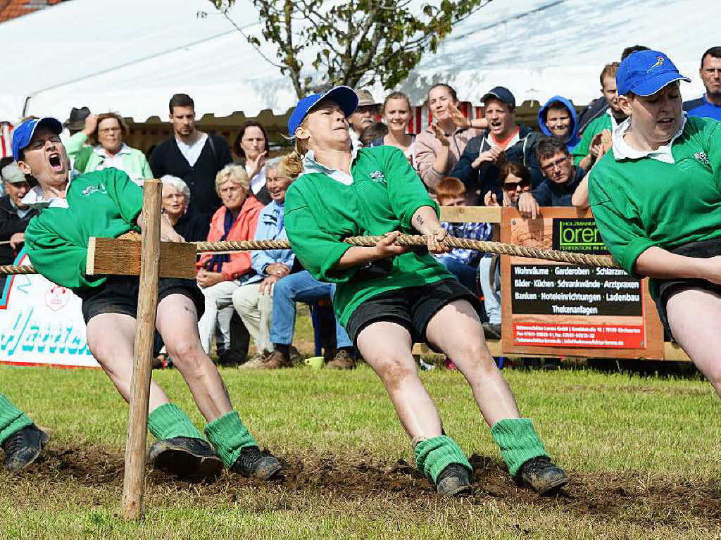 Bei den Frauen sichern sich sich die Tauziehfreunde Dietenbach im Finale gegen Allgupower Zell den DM-Titel.