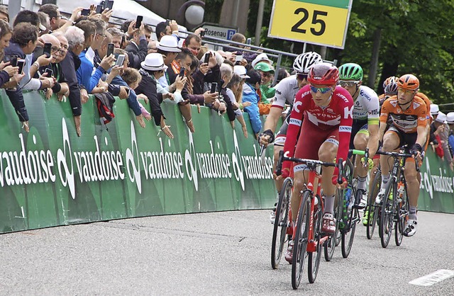 Die Radsport-Elite der Tour de Suisse trifft in Rheinfelden/Schweiz ein.  | Foto: Petra Wunderle