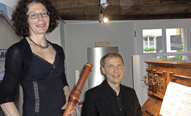 Ein kongeniales Duo: Ursula Oberle und...chen Museum in Hausen am Sonntagabend   | Foto: klaus brust