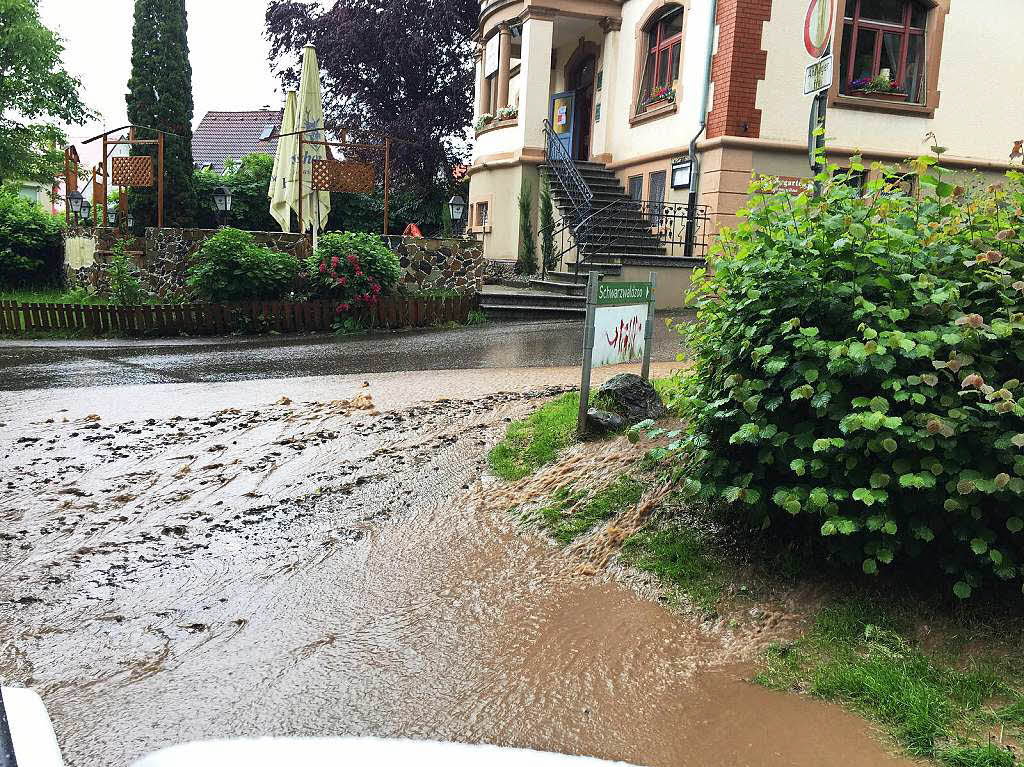 Am Restaurant Stadtrainsee floss das Wasser hangabwrts zum Kohbach.