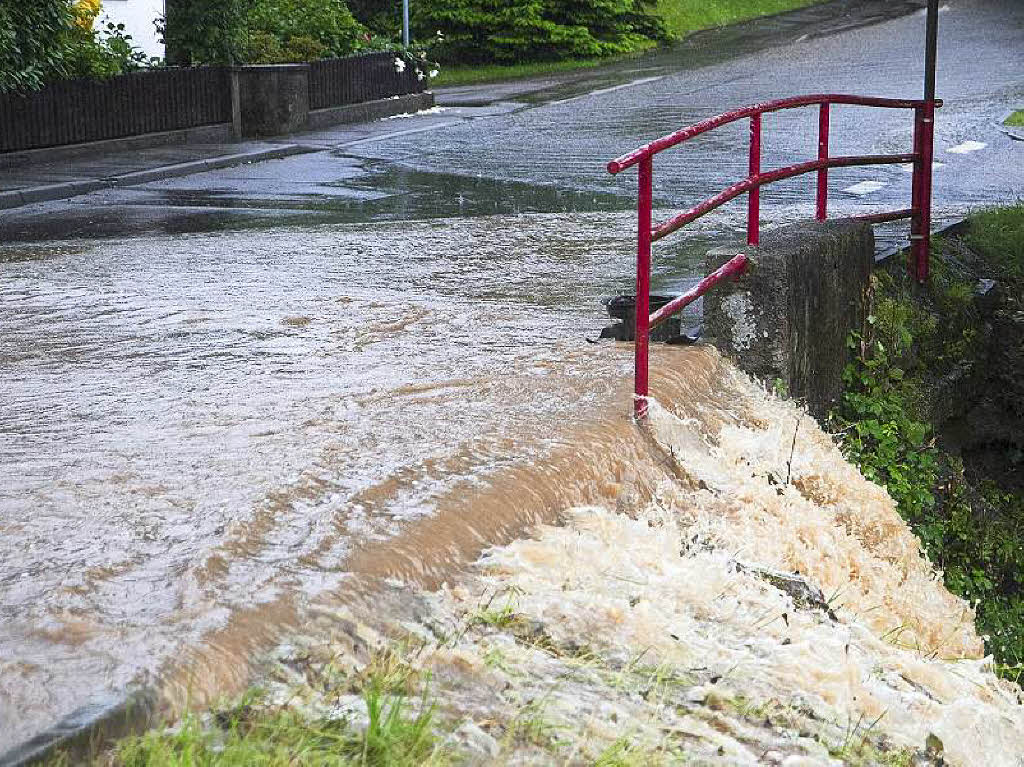 Eine (Wasser-)Strae in Siensbach