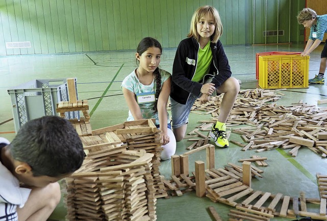 Deutsche und franzsische Kinder erpro...dunumschule  das Europa ohne Grenzen.   | Foto: Privat