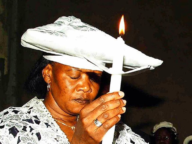 Trauernde Herero-Frau in Windhuk, Namibia   | Foto: AFP