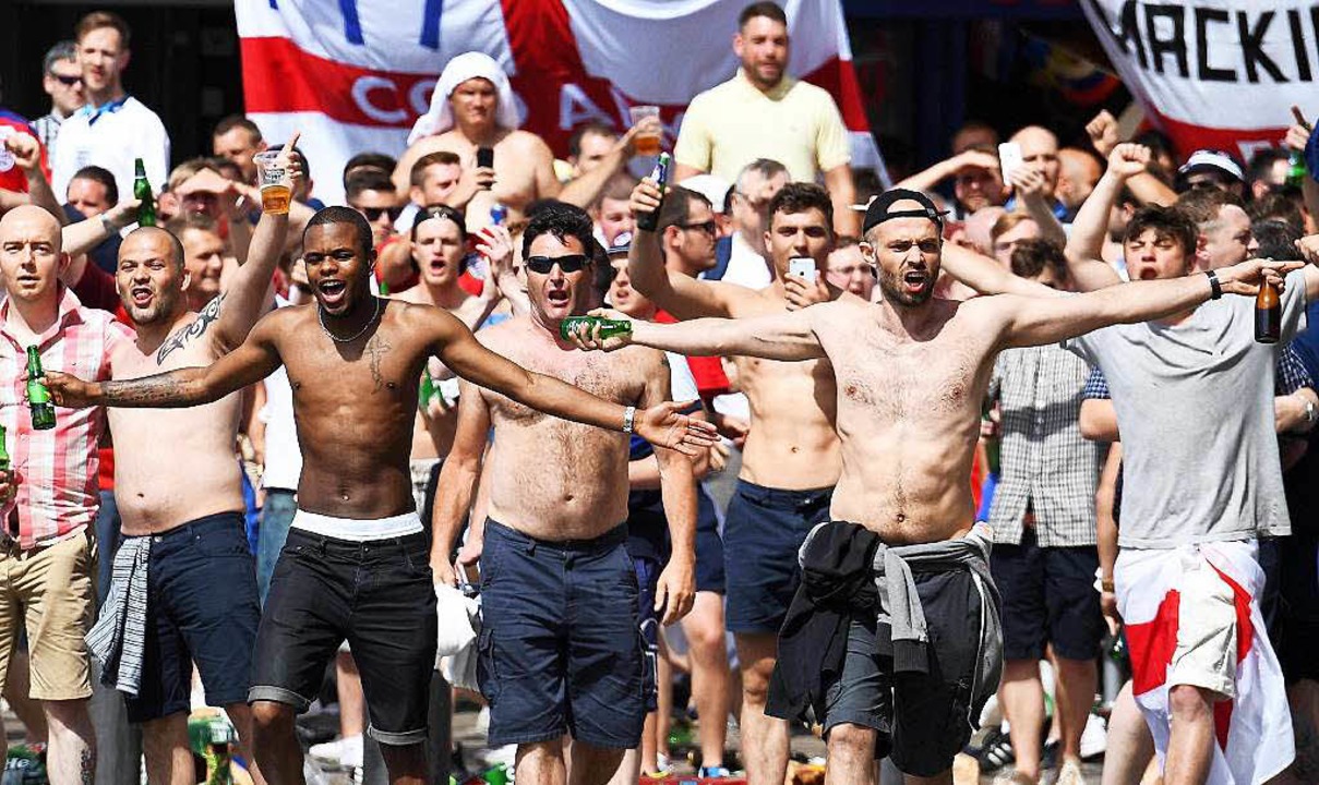 England hat sein Hooligan-Problem nicht im Griff - Fußball-EM ...