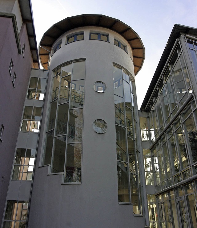 Sigma-Zentrum (links) und Rhein-Jura-K...ehaklinikum und dem Vincentiusverein.   | Foto: Archivfotos: Bastian Bernhardt, MaRTin Herceg
