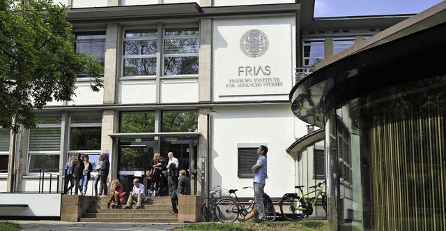 Exzellent: Das Freiburg Institute fr ...der Haupteingang an der Albertstrae.   | Foto: Thomas Kunz