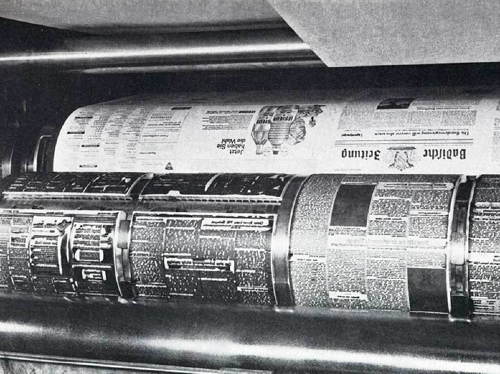Aus der Bleizeit: Gro, grau und schwer – die  Badische Zeitung in den Zeiten des Bleisatzes auf der Rotationsmaschine.