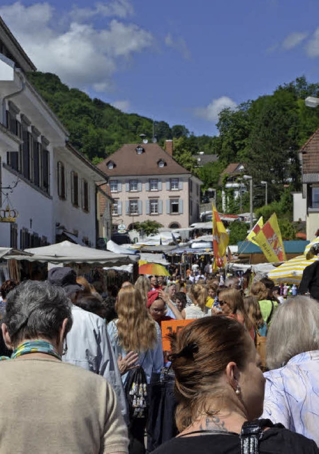 Im vergangenen Jahr schien  beim Johannimarkt die Sonne.   | Foto: Dor