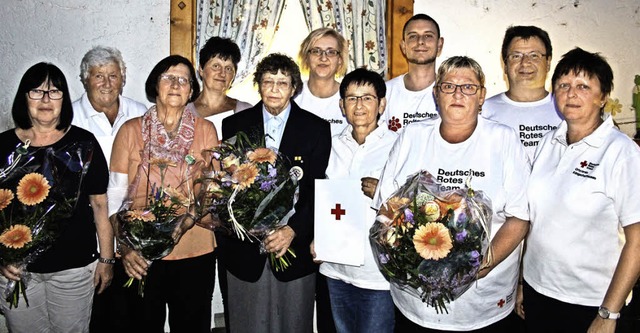 Langjhrige Aktive ehrte das DRK in Knigschaffhausen.   | Foto: Privat