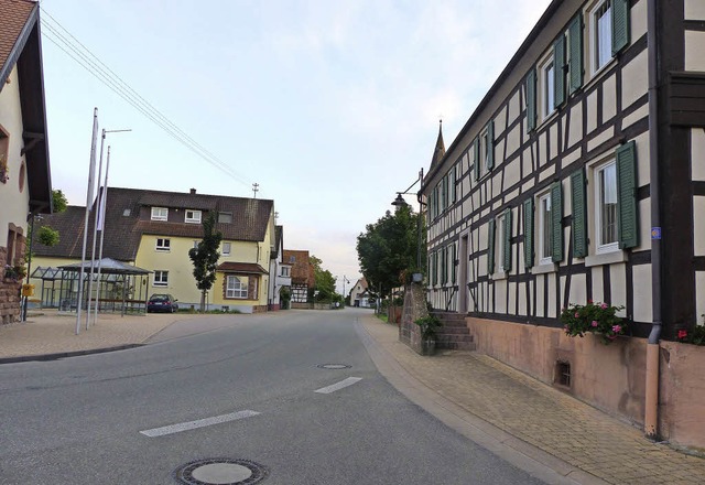 In der Lahrer Strae in Schutterzell s...ine Tempo-30-Zone eingerichtet werden.  | Foto: Dieter Fink