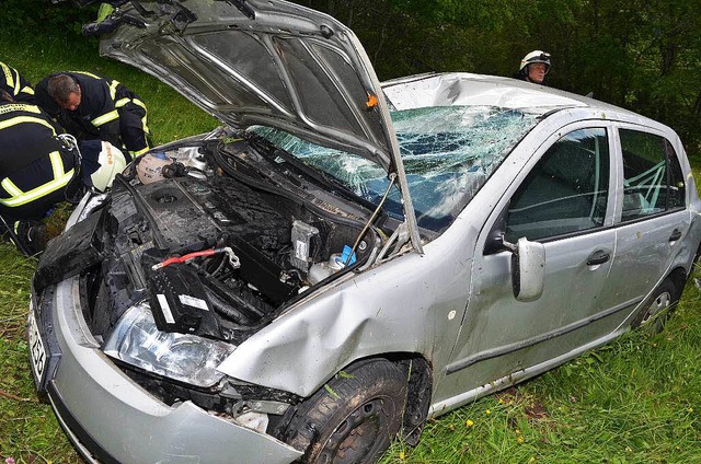 Die Autos wurden schwer beschdigt.    | Foto: M. Ganz