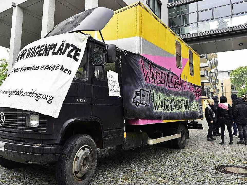 Vor der Verhandlung im Mai hatten die Wagenburgler demonstriert.  | Foto: Thomas Kunz