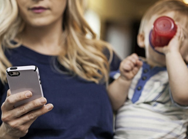 In Sachen Baby-Apps empfehlen Experten... sinnvoll und auch frs Baby gut ist.   | Foto: Westend61 (Sean Locke)