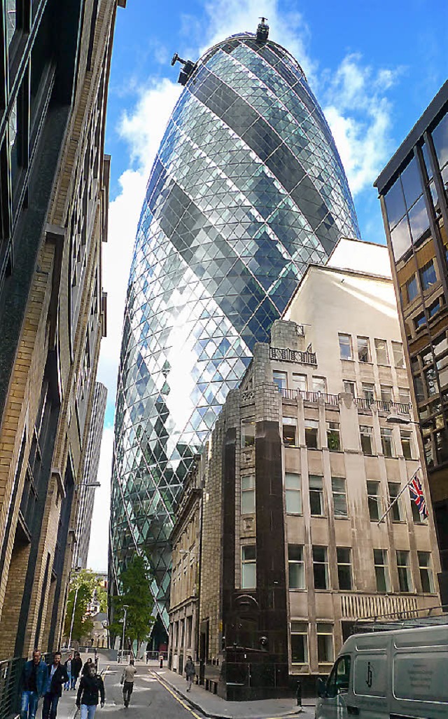 The Gherkin &#8211; die Gurke: Wahrzeichen im Finanzdistrikt  | Foto: Sebastian Khli