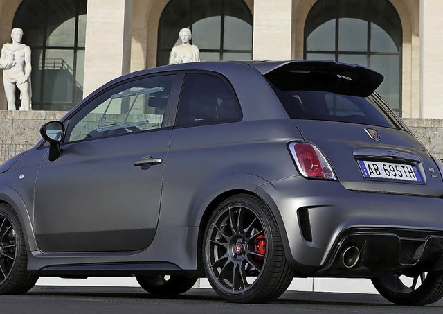 Der Abarth 695 Biposto hat serienmig Folie.   | Foto: Abarth