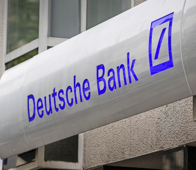 Die Deutsche Bank befindet sich auf dem Rckzug   | Foto: dpa