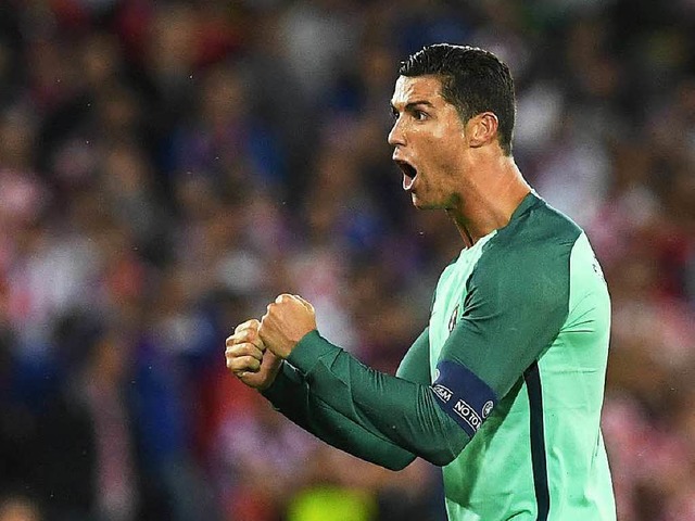 Christiano Ronaldo: Die Frisur sitzt, der Sieg gegen Kroatien auch.  | Foto: AFP
