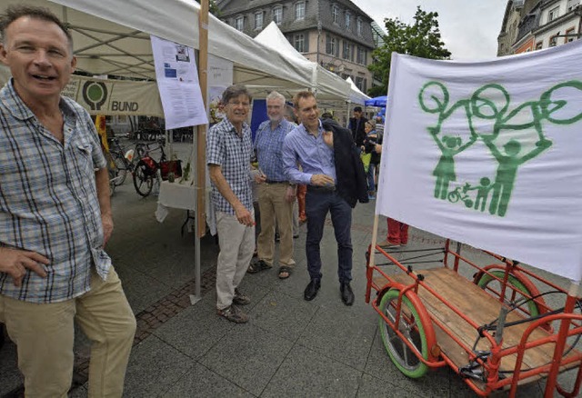 Viele Tipps rund um Mobilitt und Umwe...hen Stnden auf dem Alten Marktplatz.   | Foto: Barbara Ruda