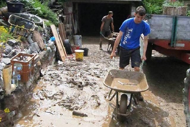 Aufrumen nach dem groen Unwetter