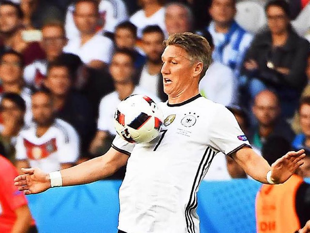 Bisher reichte es fr Bastian Schweinsteiger nur zu Kurzeinstzen   | Foto: dpa