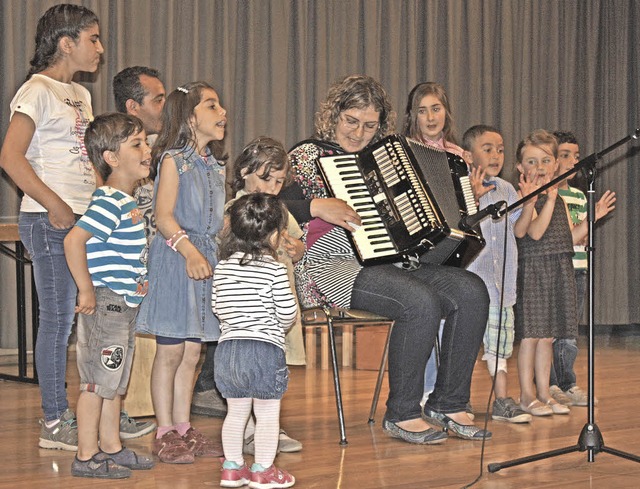 Die Kinder sangen begeistert verschiedene Lieder.   | Foto: Dorothe Kuhlmann