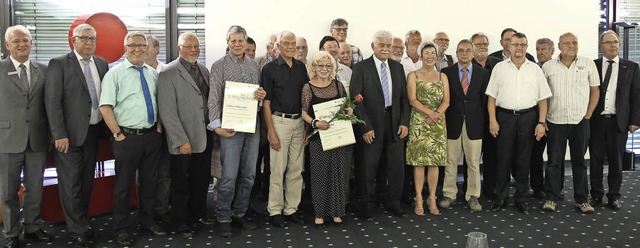 34 Handwerksmeister und zwei -meisteri...sident der Handwerkskammer Konstanz.    | Foto: Manfred Dinort