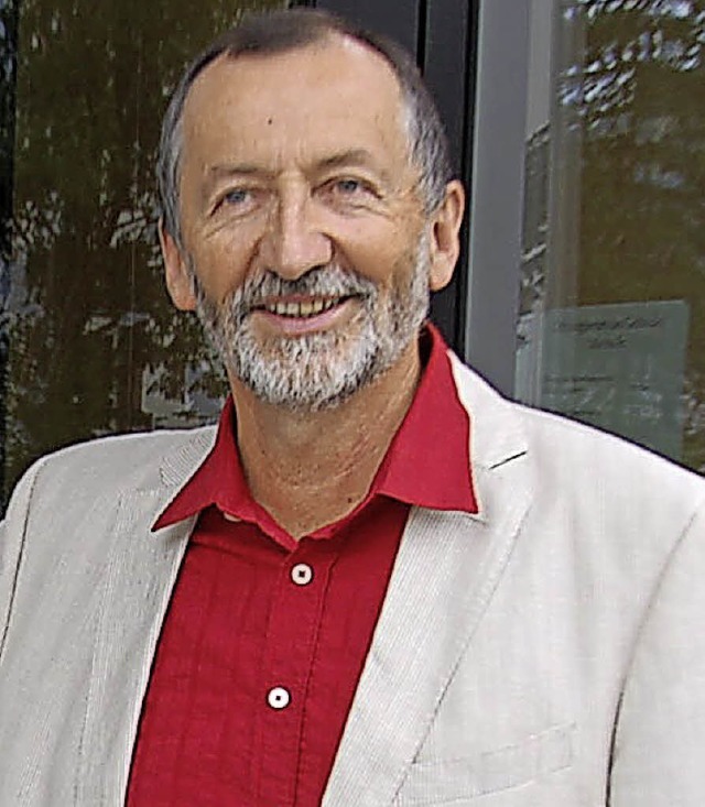 Gustav Albiez, der im Juli in den Ruhe...s Schulleiter des Gymnasiums Schnau.   | Foto: Jacob