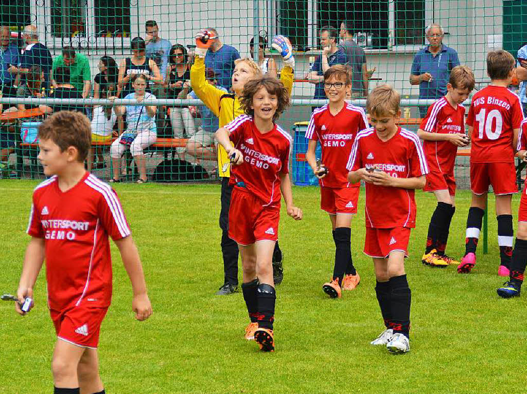 Spannende Fuballspiele und viel Spiel und Spa – das gab es auch auerhalb des Rasenplatzes beim FC Hausen im Wiesental am Wochenende 24. bis 26. Juni 2016