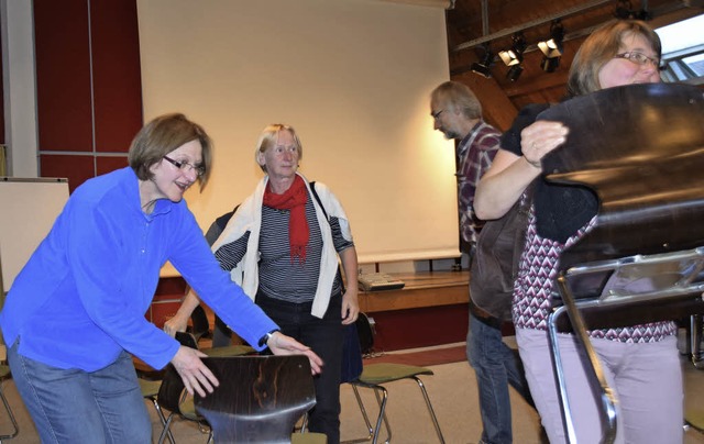 Richtig anpacken knnen die Lenzkirche...elfer  derzeit nur bei ihren Treffen.   | Foto: Evamarie Kurfess