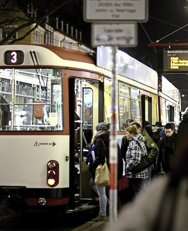 Mit der Straenbahnlinie 3 vom Bertold... Ortsteilen am Wochenende nach Hause.   | Foto: Ingo Schneider