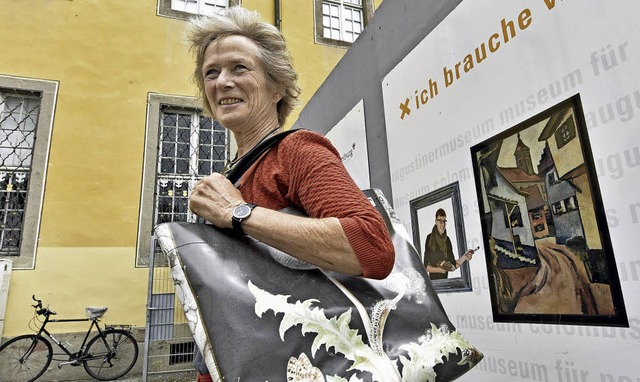 Ulrike Frank mit einer ihrer Taschen   | Foto: Michael Bamberger/Johanna Urban