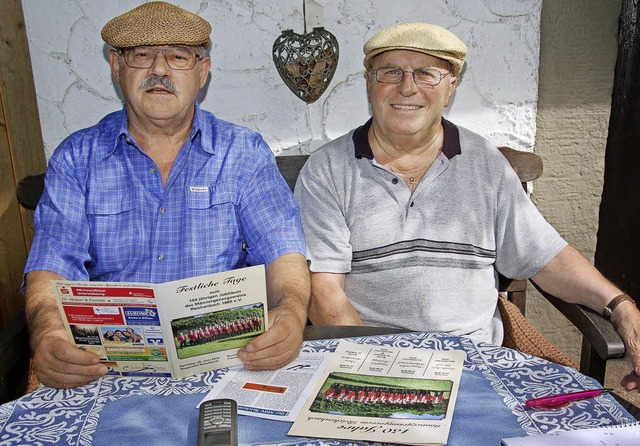 Alfred Hertenstein (links) und Gerd Me...ilanz der bisherigen Jubilumsfeiern.   | Foto: Wolfgang Beck