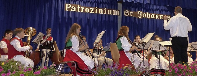 Die Jugendkapelle spielte am Nachmittag zur Unterhaltung.   | Foto: Dieter Fink