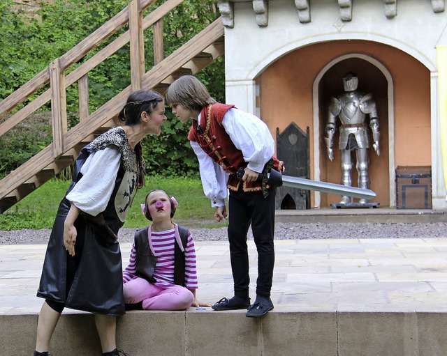 Engagiert und mit vollem Krpereinsatz...en das Stck vom kleinen Ritter Trenk.  | Foto: Dagmar Barber