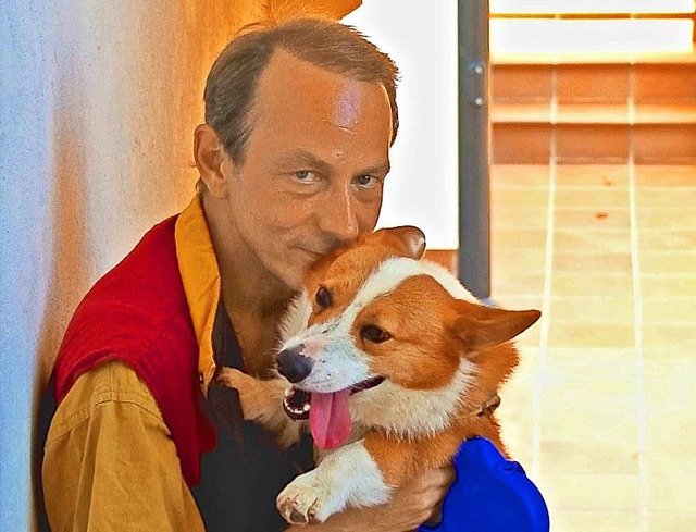 Michel Houellebecq mit Hund  | Foto: Ariane Salasa