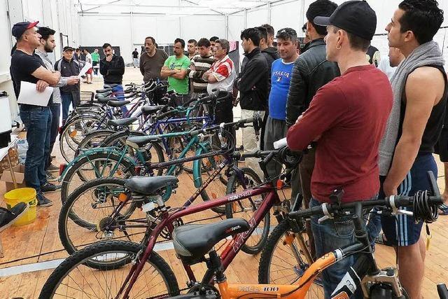 So kannst Du Flchtlingen zum eigenen Fahrrad verhelfen