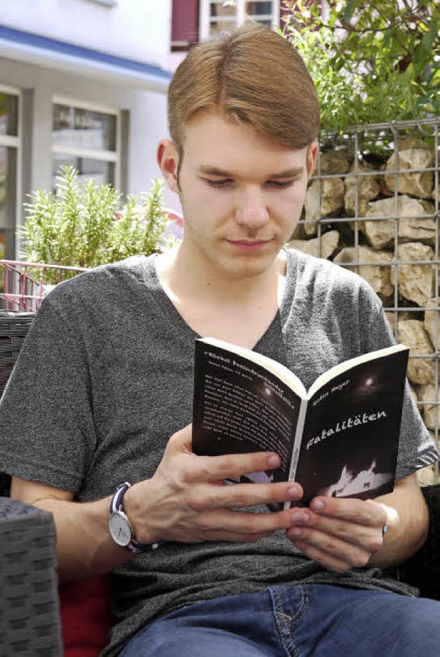 Der 17-jhrige Bahlinger Robin Meyer hat sein zweites Buch geschrieben  | Foto: Lena Kaltenbach