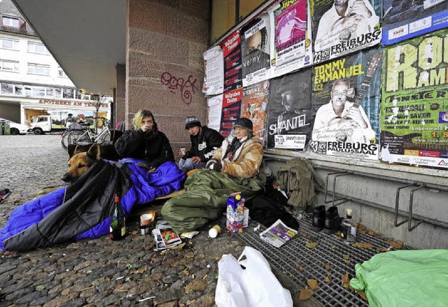 Auch am Kollegiengebude II der Uni campieren immer wieder Obdachlose   | Foto: Ingo Schneider (Archiv)