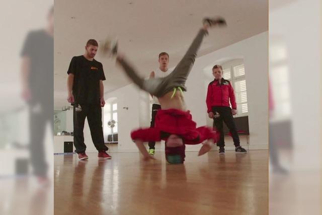 Videoportrt: Der neunjhrige Freiburger Breakdance-Champ Domenico Linden aus Haslach