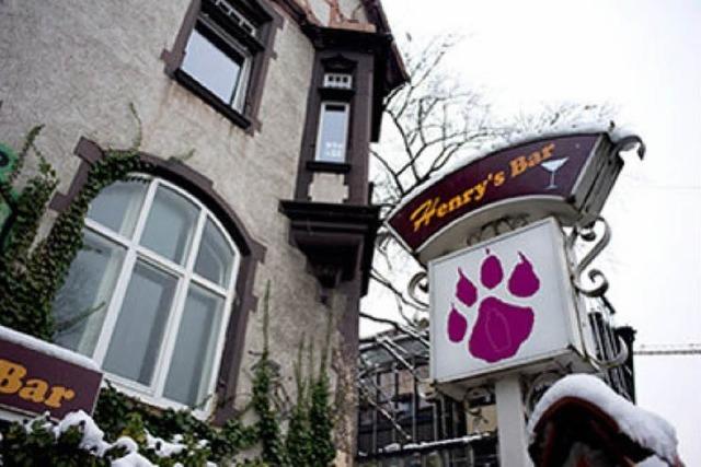 Neuerffnung: Aus Frankys wird wieder Henrys Bar