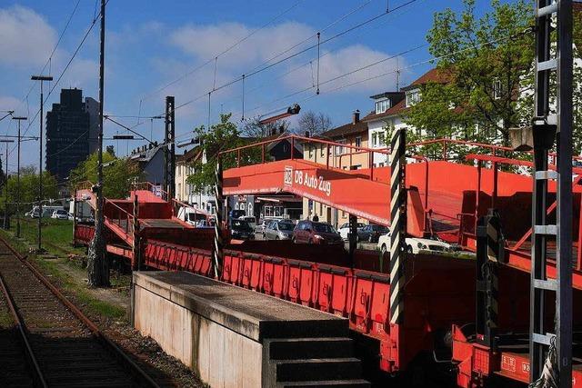 Lrrach: Wieder berfall auf Autoreisezug