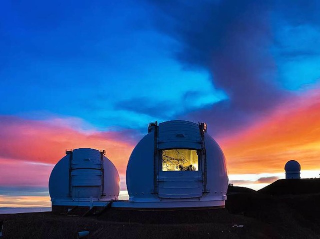 Das Keck-Observatorium   am Gipfel des 4200 Meter hohen  Mauna Kea auf  Hawaii  | Foto: Ethan Tweedie