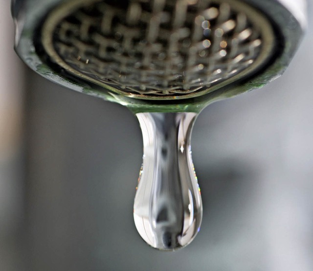 Das Trinkwasser wird derzeit beobachtet.   | Foto: Patrick Pleul/DPA