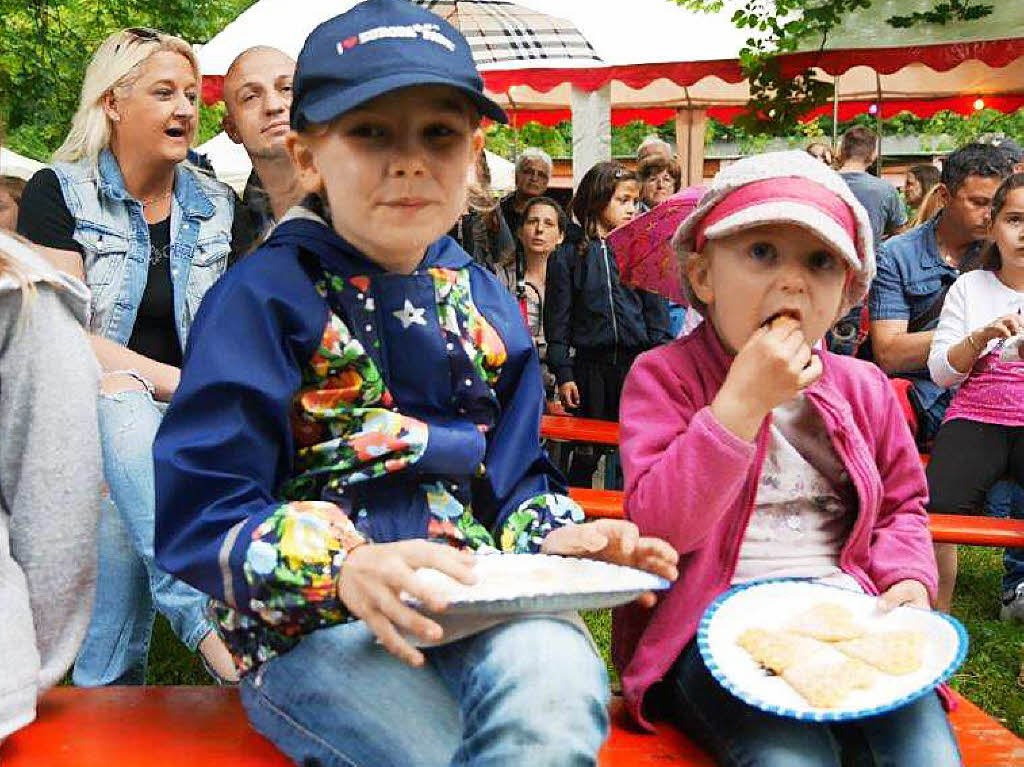 Kunterbunt war das Programm beim Jubilum des Badmattenfests.