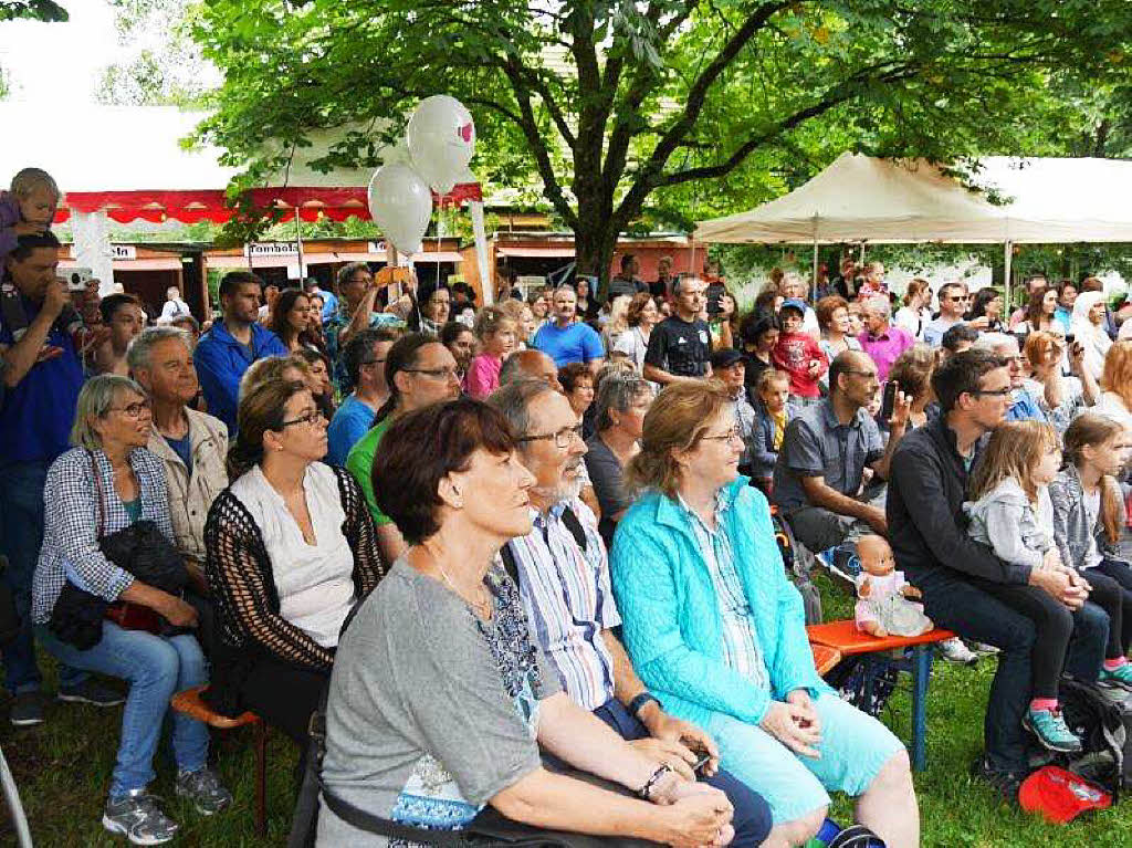 Kunterbunt war das Programm beim Jubilum des Badmattenfests.